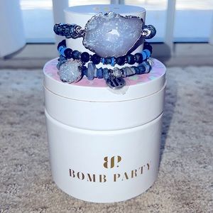 Bomb Party spring stack